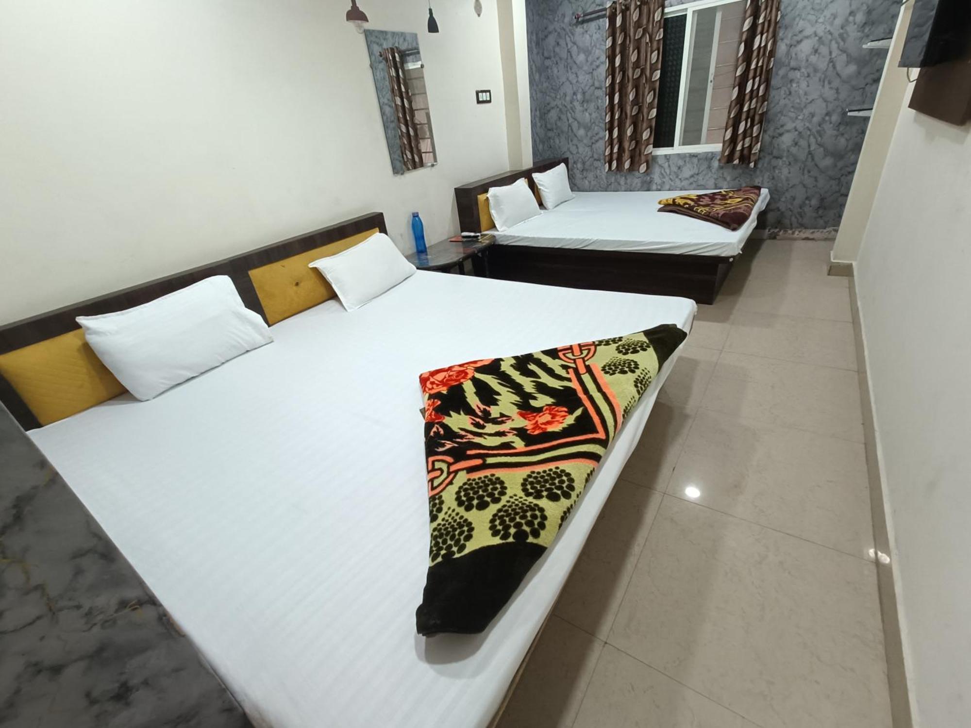 Ginger Hotels Ujjain Tower Kshipra Inn-Family Stay Airconditioned Hotel Buitenkant foto